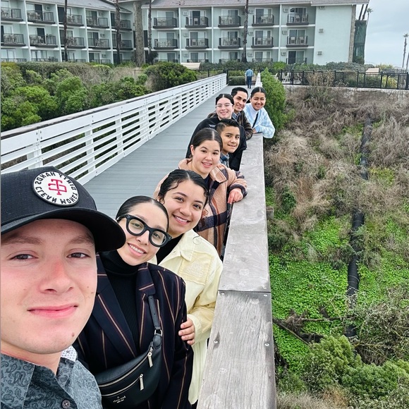 hello :)) - Picture 2 of 13